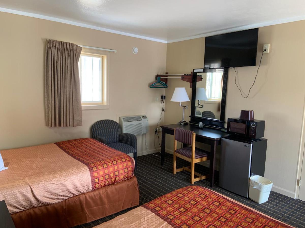 Best Motel Toledo Bagian luar foto
