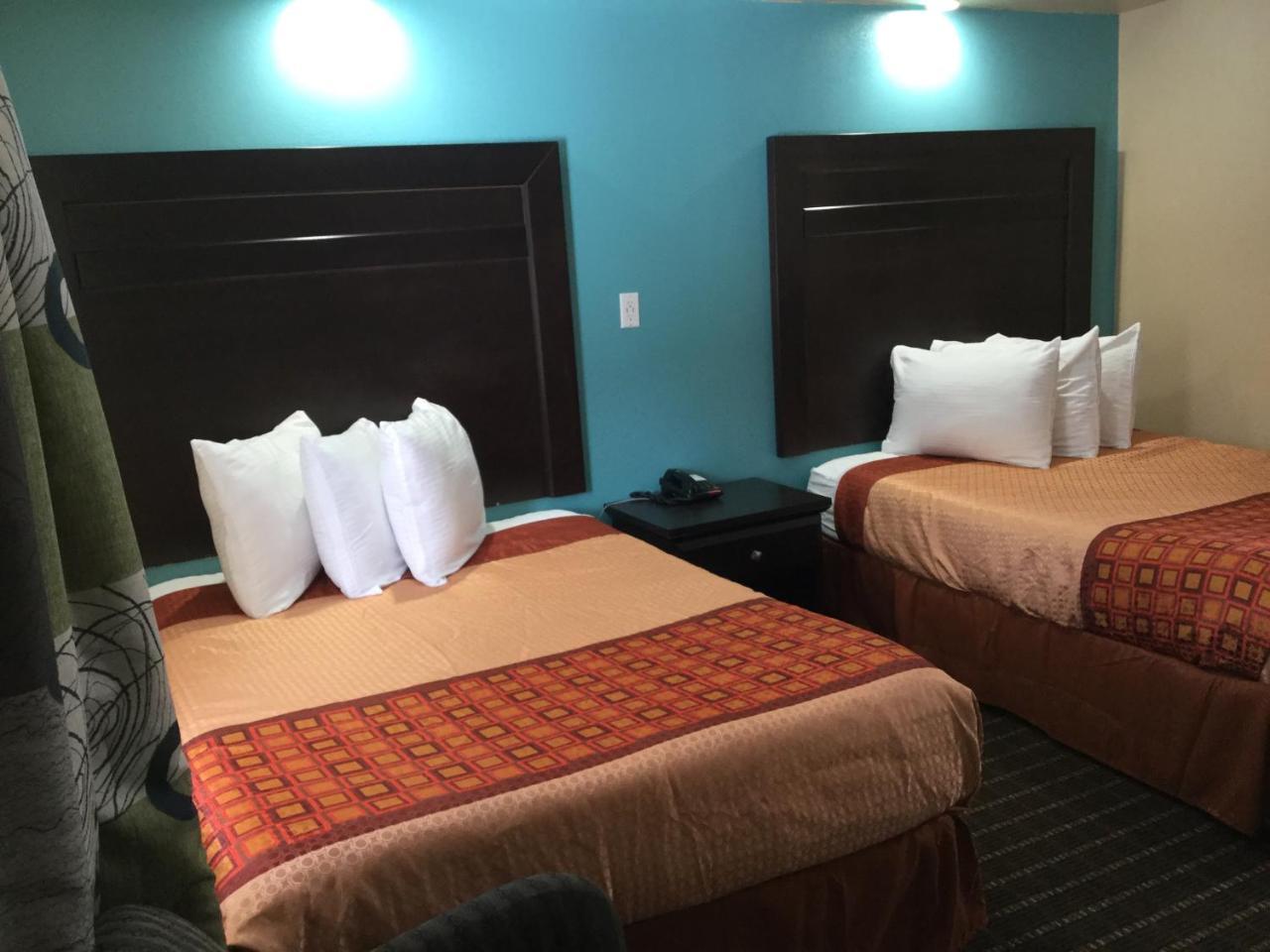Best Motel Toledo Bagian luar foto